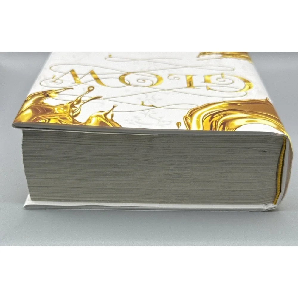 Glow (The Plated‎ Prisoner 4) by Raven Kennedy Hard Cover